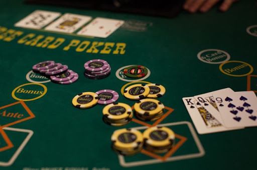 Three-card-poker